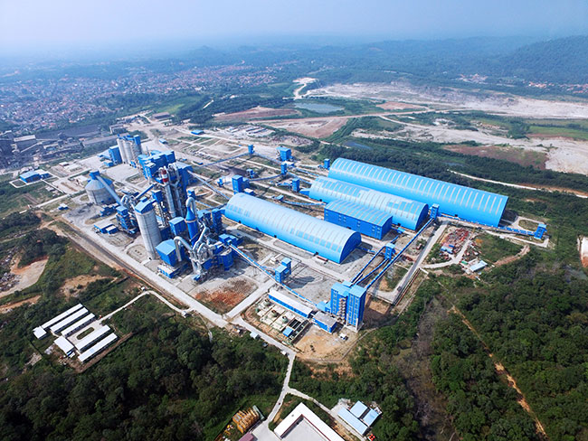 公司承建的印尼BATURAJA日产5000吨水泥熟料生产线项目.jpg