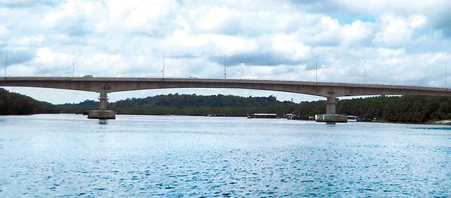 1马来西亚瓜拉班尤大桥项目.jpg